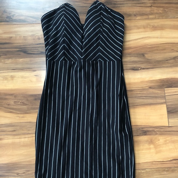 Fashion Nova Dresses & Skirts - Strip pencil dress